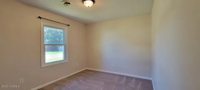 $1,495 | 527 Raintree Circle, Jacksonville, NC 28540