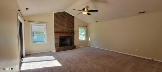 $1,495 | 527 Raintree Circle, Jacksonville, NC 28540