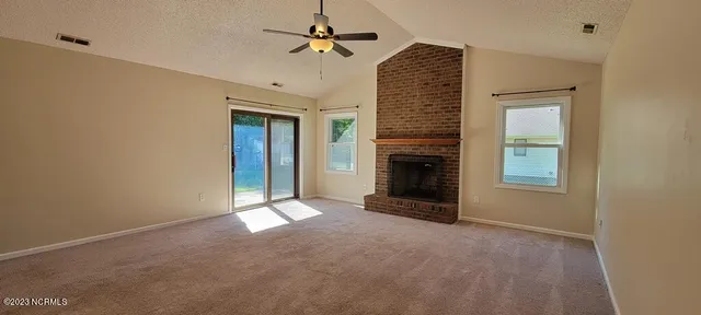 $1,495 | 527 Raintree Circle, Jacksonville, NC 28540