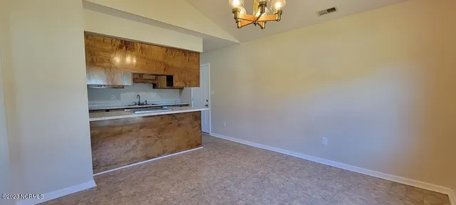 $1,495 | 527 Raintree Circle, Jacksonville, NC 28540