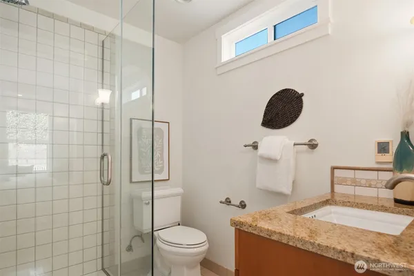 $1,095,880 | 1826 31st Avenue, Seattle, WA 98122