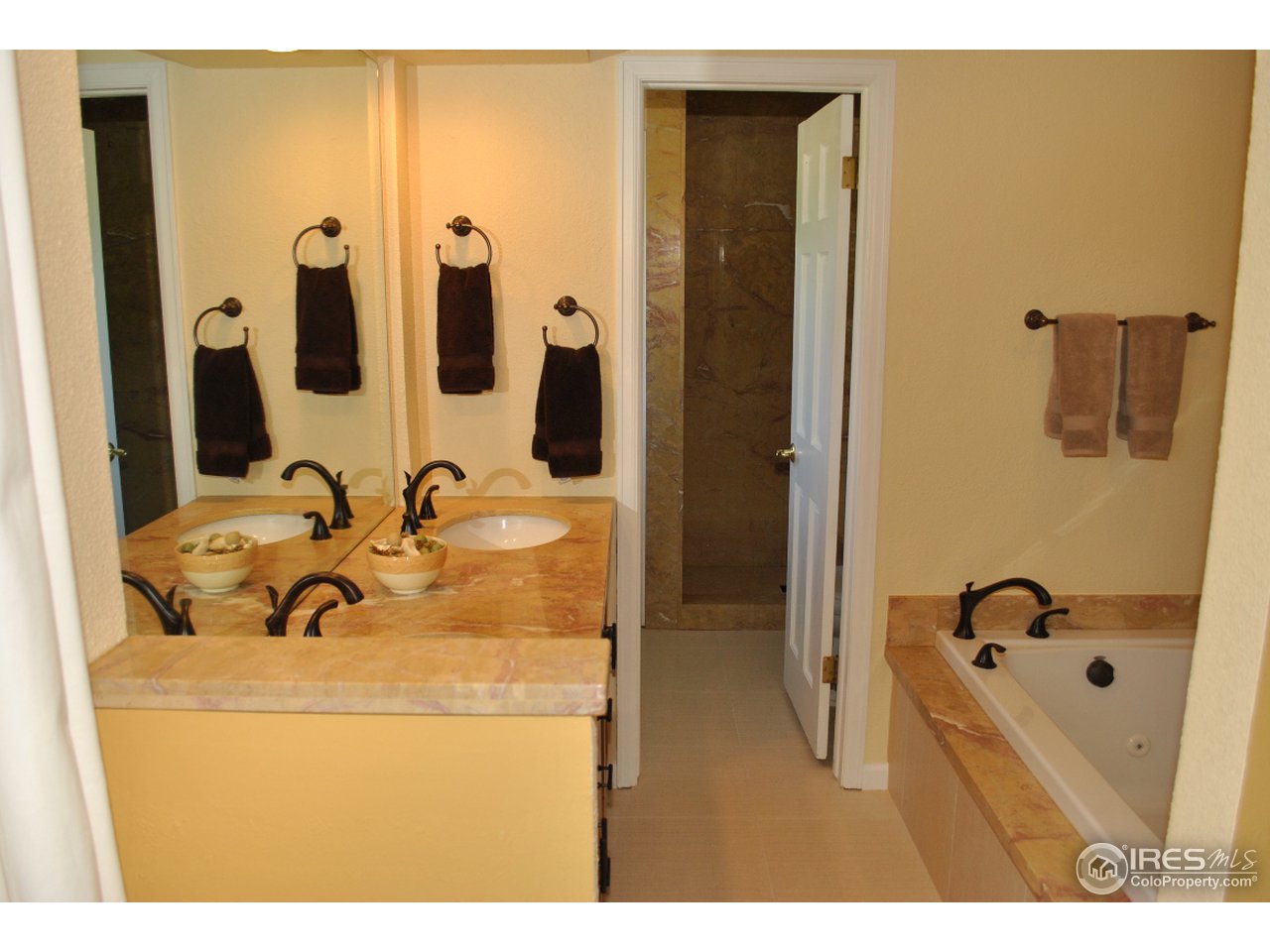 1486 Old Tale Road Boulder, CO 80303 - Photo 21 of 24 Master bath