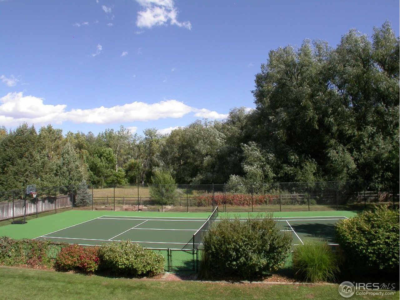 1486 Old Tale Road Boulder, CO 80303 - Photo 4 of 24 Tennis court