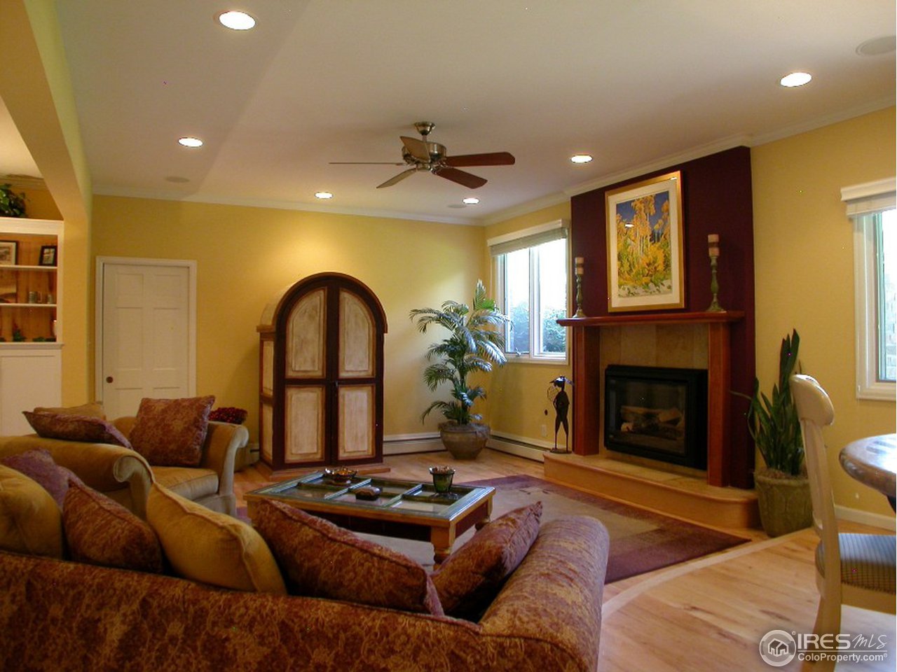1486 Old Tale Road Boulder, CO 80303 - Photo 8 of 24 Family room