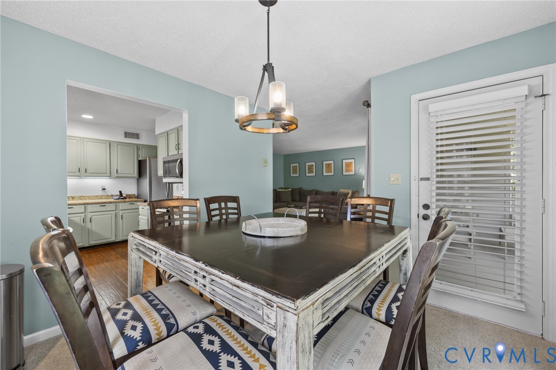 2026 Stone Ridge Roseland, VA 22967 - Photo 8 of 22