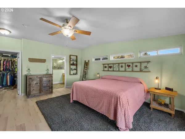 $425,000 | 27558 La Costa Avenue, John Day, OR 97845