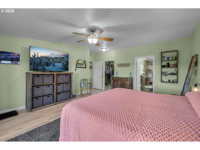 $425,000 | 27558 La Costa Avenue, John Day, OR 97845