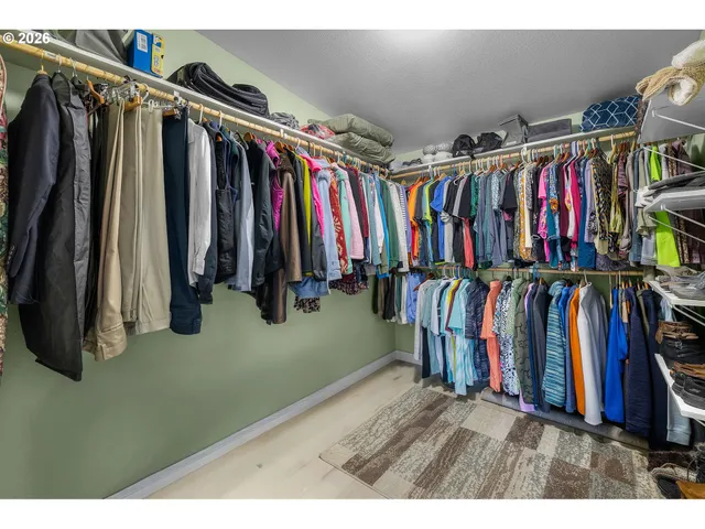 $425,000 | 27558 La Costa Avenue, John Day, OR 97845