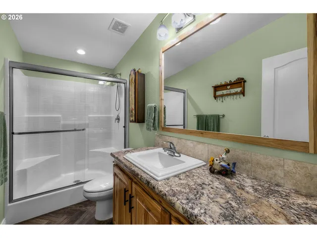 $425,000 | 27558 La Costa Avenue, John Day, OR 97845