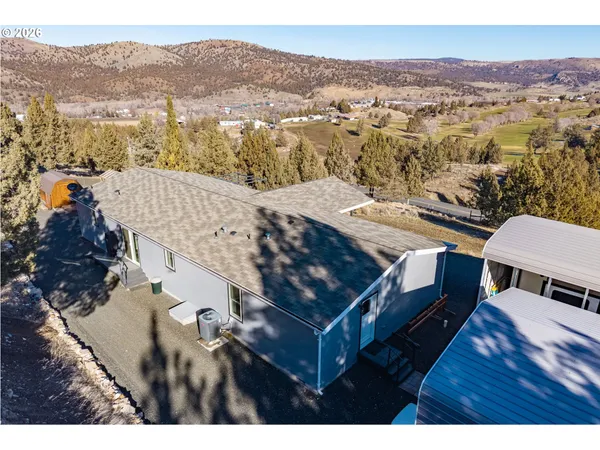 $425,000 | 27558 La Costa Avenue, John Day, OR 97845