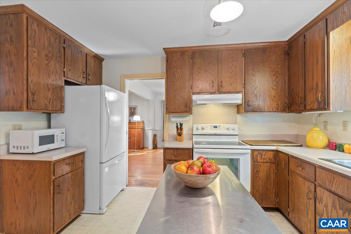 103 Vicar Court Charlottesville, VA 22901 - Photo 23 of 74