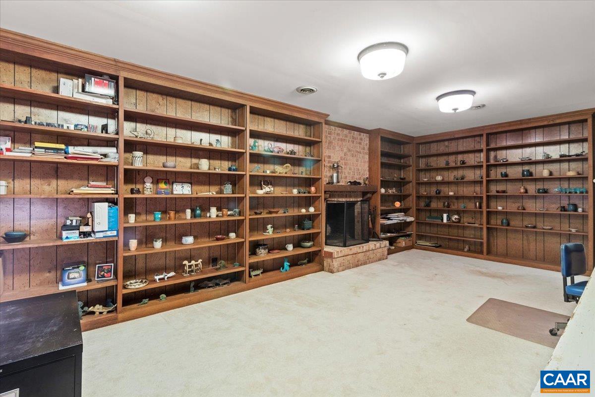 103 Vicar Court Charlottesville, VA 22901 - Photo 63 of 74