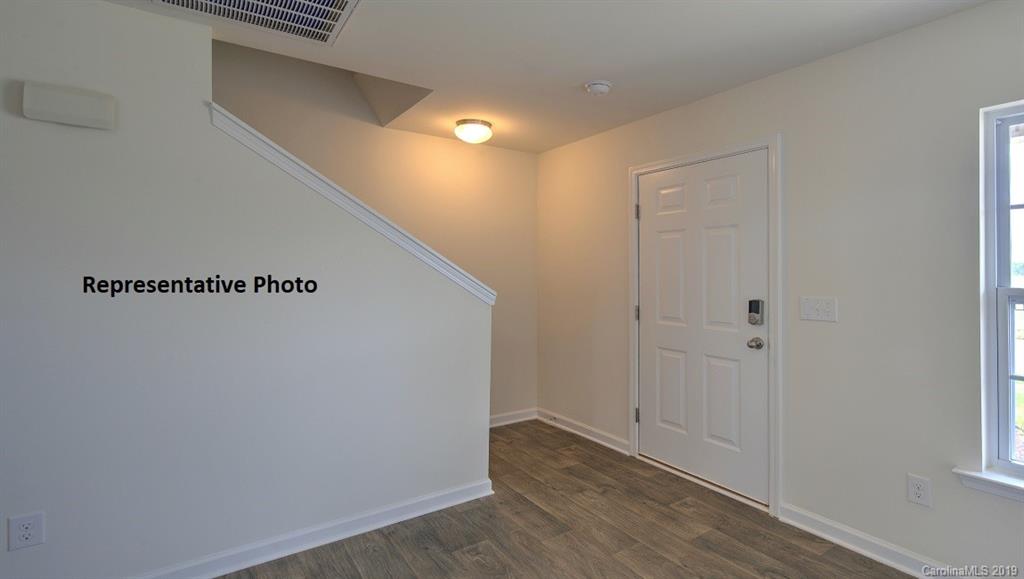 8024 Starnes Randall Road Charlotte, NC 28215 - Photo 6 of 35 Gallery Image 6