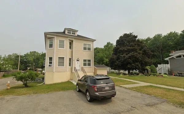 $1,600 | 197 Lorenzo Street, Unit 1, Worcester, MA 01604