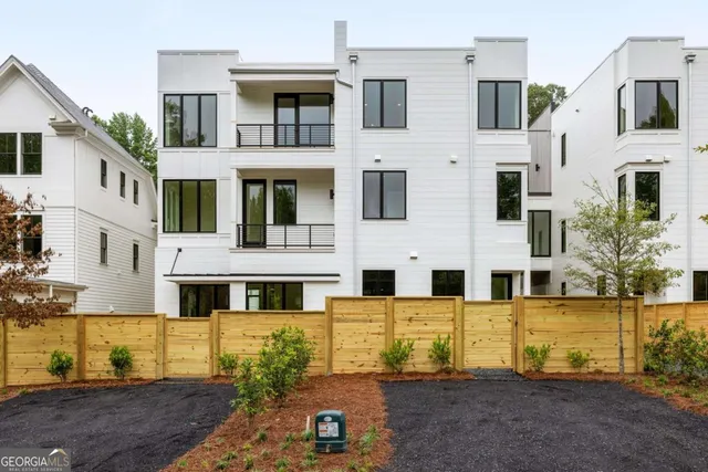 $1,299,000 | 11560 Serenbe Lane, Chattahoochee Hills, GA 30268