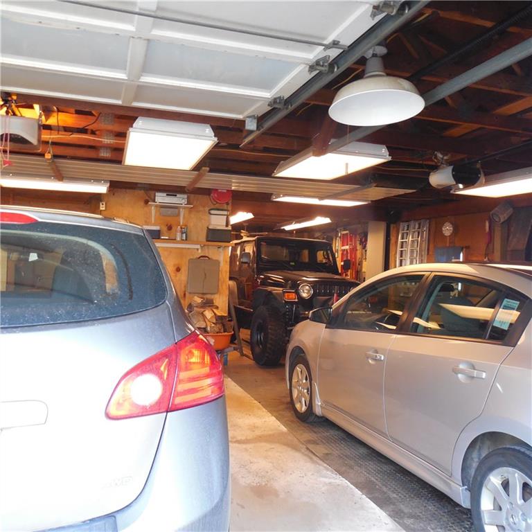 2519 Old Pittsburgh Road New Castle, PA 16101 - Photo 22 of 25 Three car garage