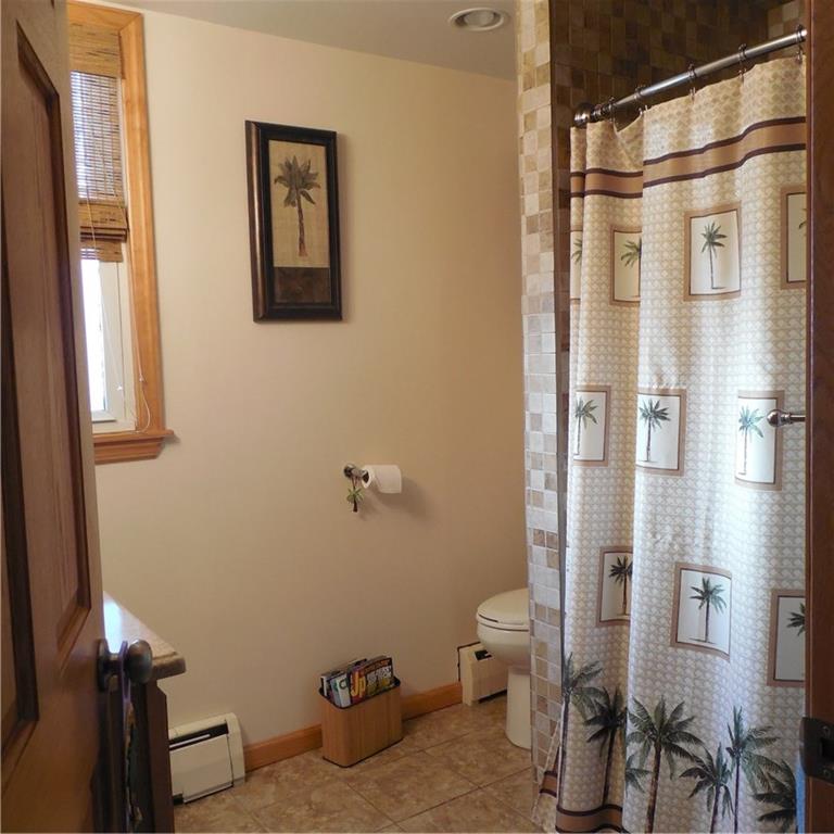 2519 Old Pittsburgh Road New Castle, PA 16101 - Photo 9 of 25 Bathroom on the main level