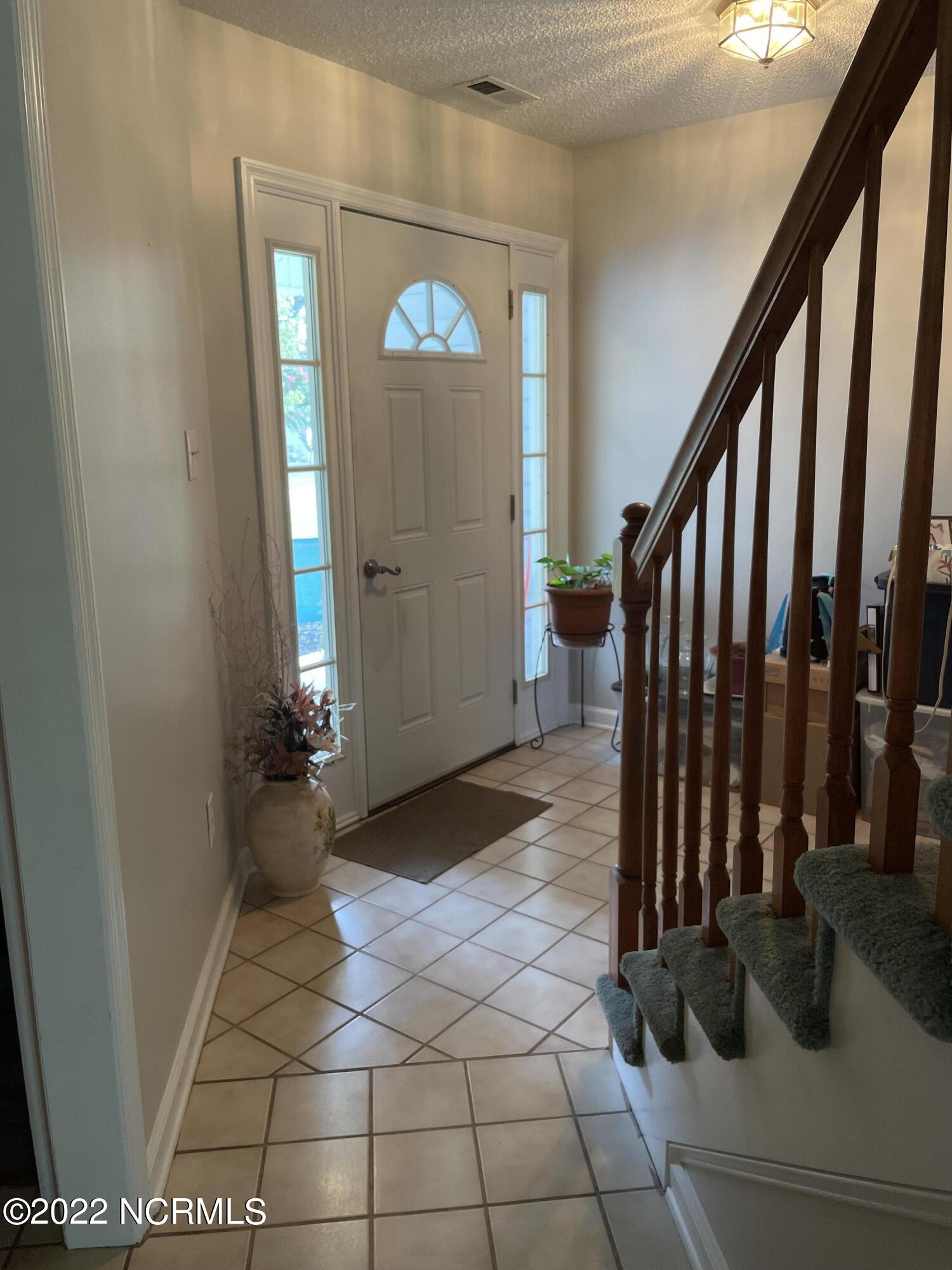 311 Foxhall Road Newport, NC 28570 - Photo 8 of 25 Entry