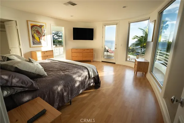$18,500 | 558 Cliff Drive, Laguna Beach, CA 92651