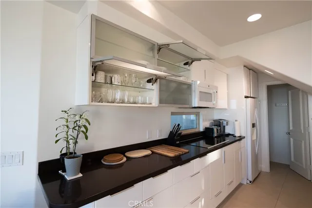 $18,500 | 558 Cliff Drive, Laguna Beach, CA 92651