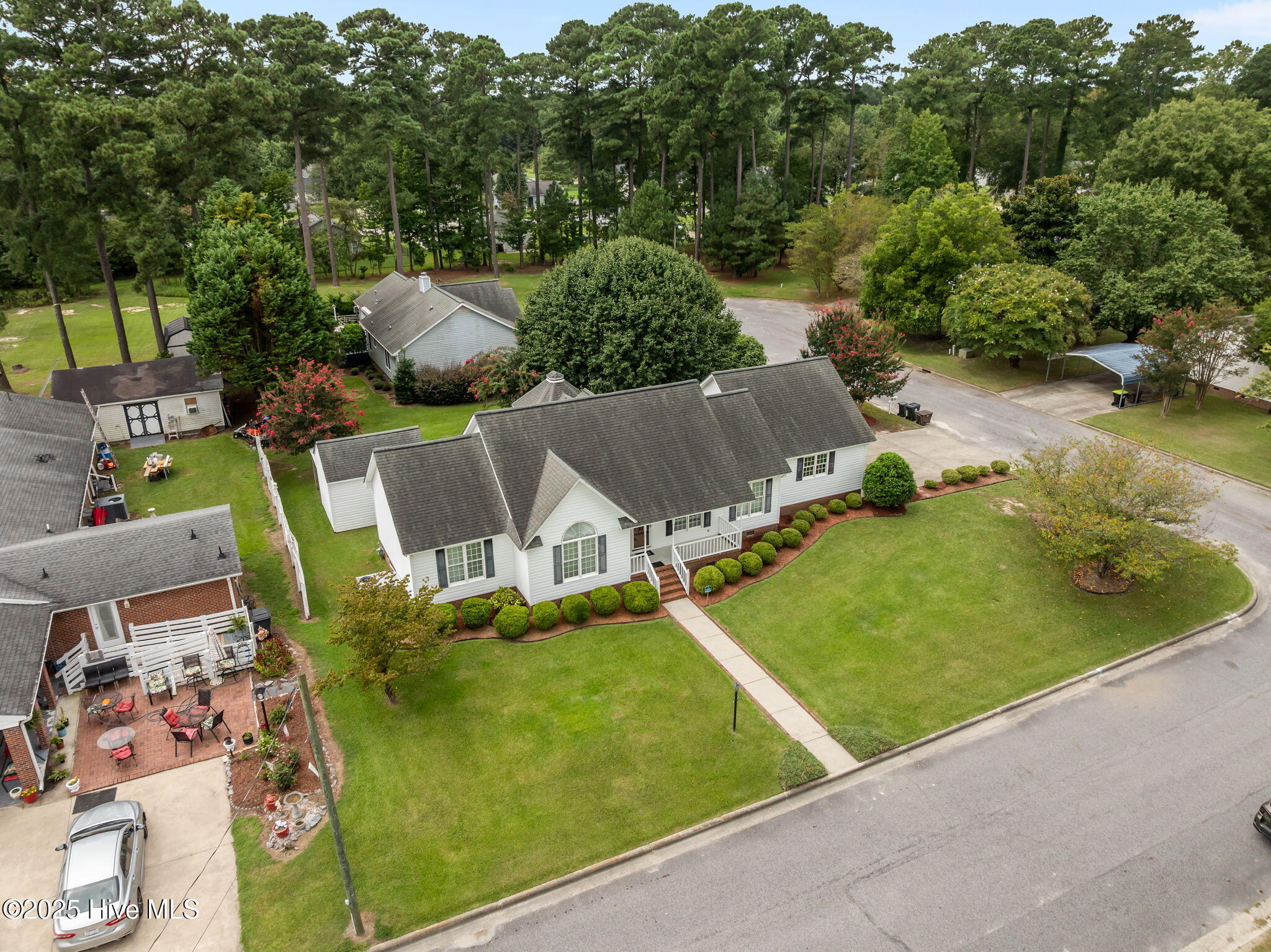 4205 West Prince Road Farmville, NC 27828 - Photo 2 of 48 1000059056