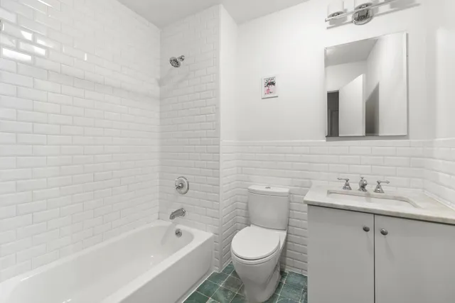 $2,950,000 | 469 Grand Street | Williamsburg