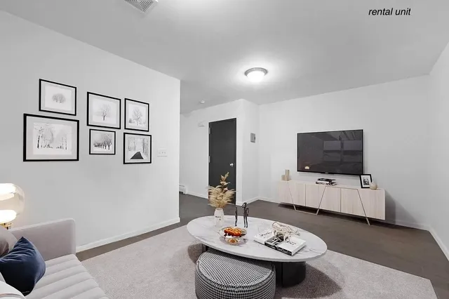 $2,950,000 | 469 Grand Street | Williamsburg
