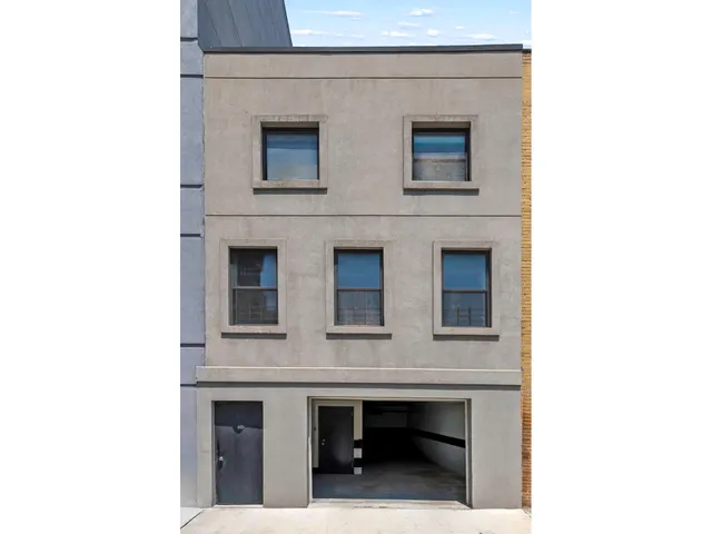 $2,950,000 | 469 Grand Street | Williamsburg