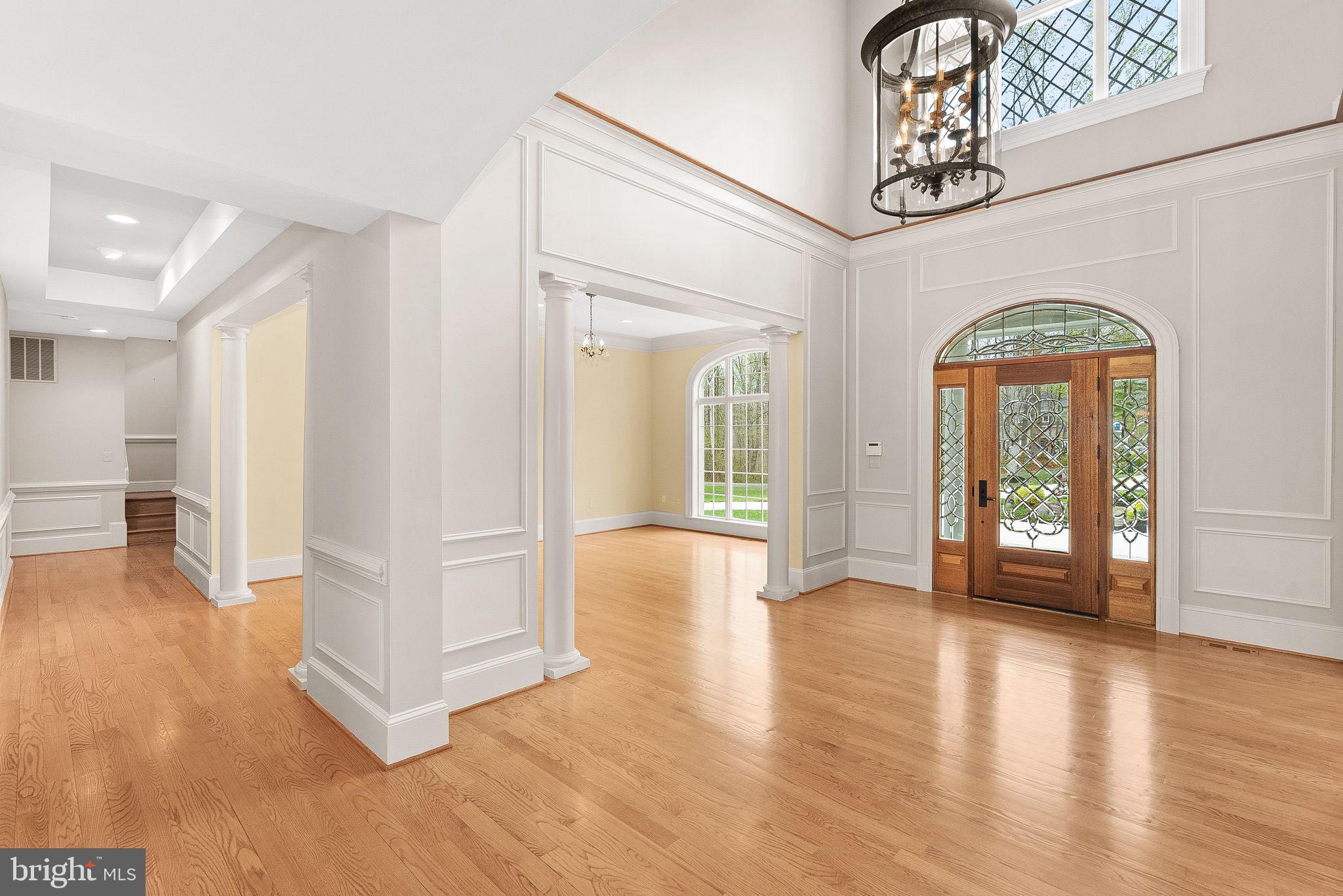 11913 Chapel Road Clifton, VA 20124 - Photo 29 of 124 a view of an entryway with wooden floor
