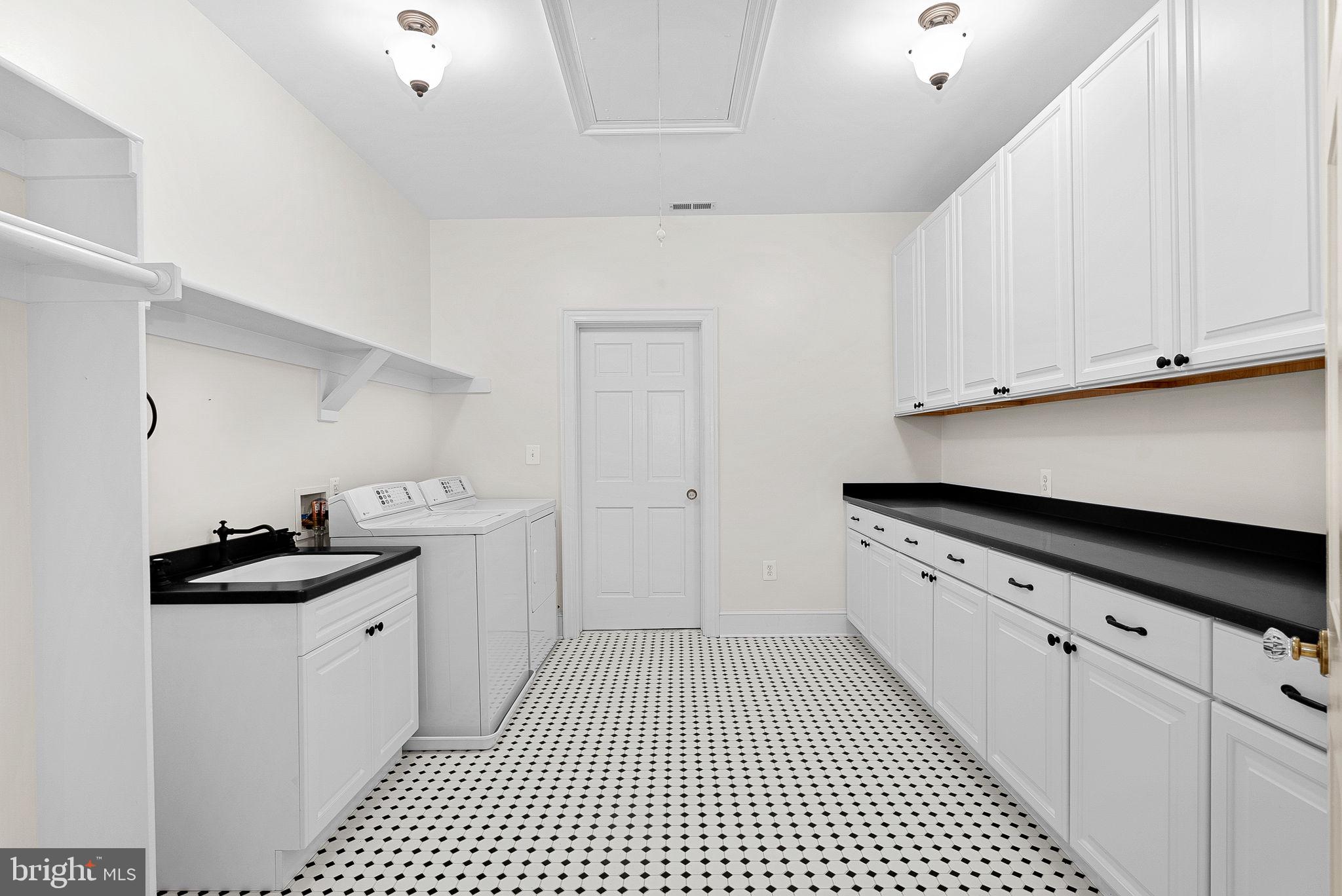 11913 Chapel Road Clifton, VA 20124 - Photo 41 of 91