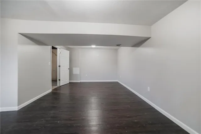 $1,595 | 1912 Belmont Boulevard, Independence, MO 64057