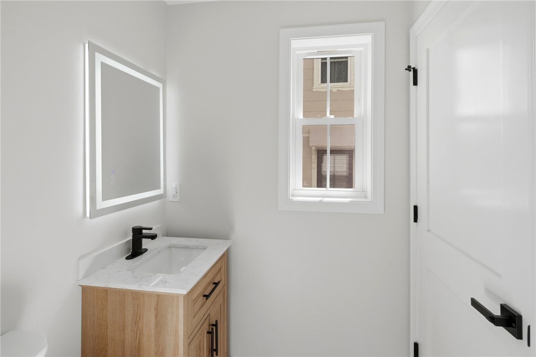 14 Raphael Avenue Providence, RI 02904 - Photo 27 of 50