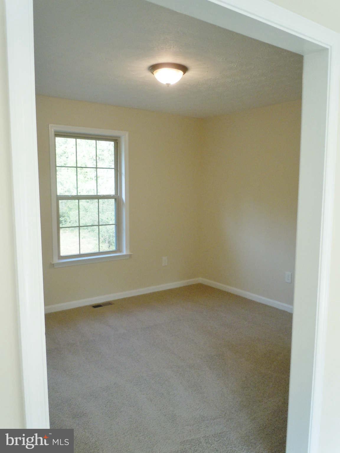 268 Thompson Mill Road Front Royal, VA 22630 - Photo 6 of 16 Dining Room