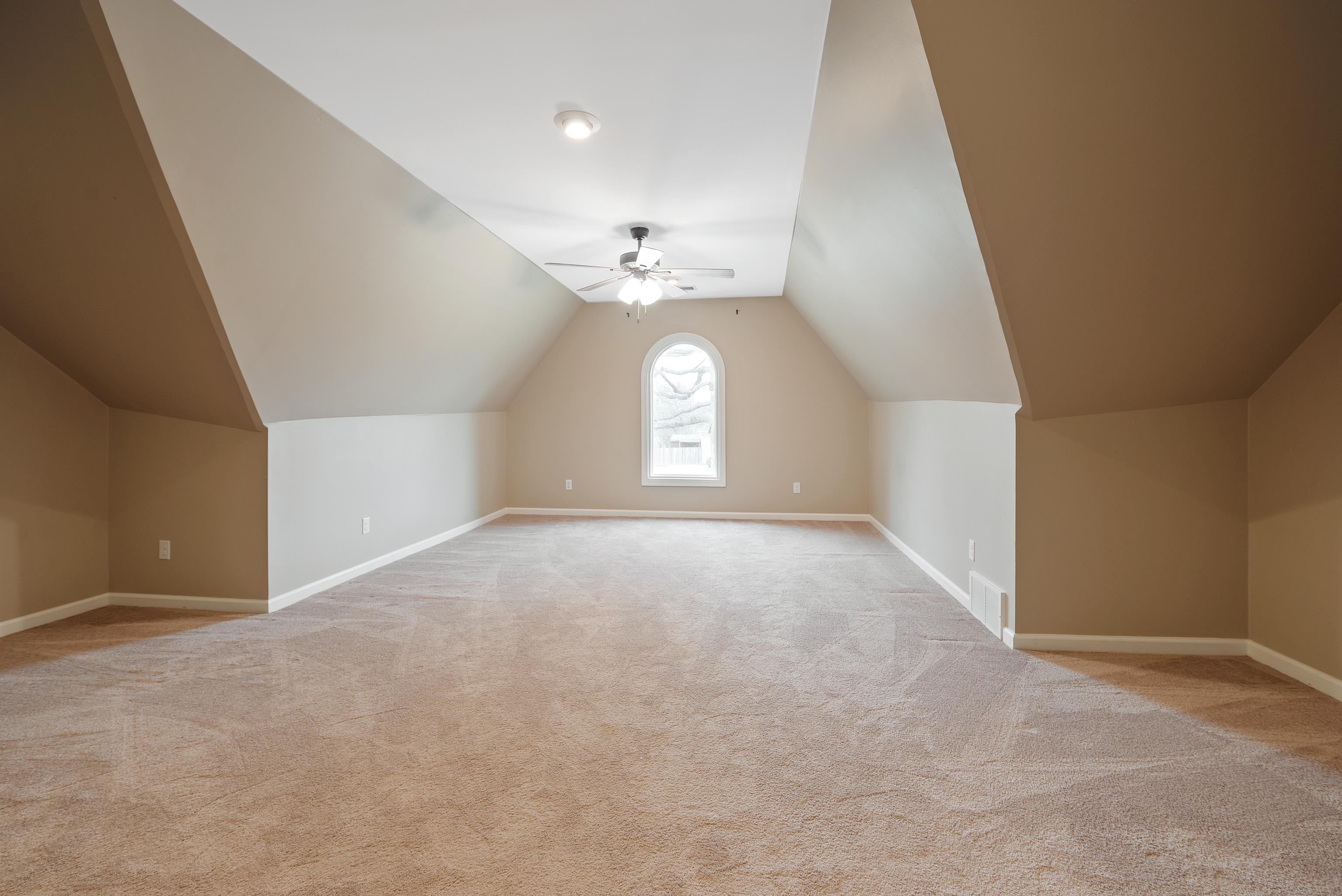 1553 John Ridge Drive Collierville, TN 38017 - Photo 33 of 40 a view of a livingroom with a staircase
