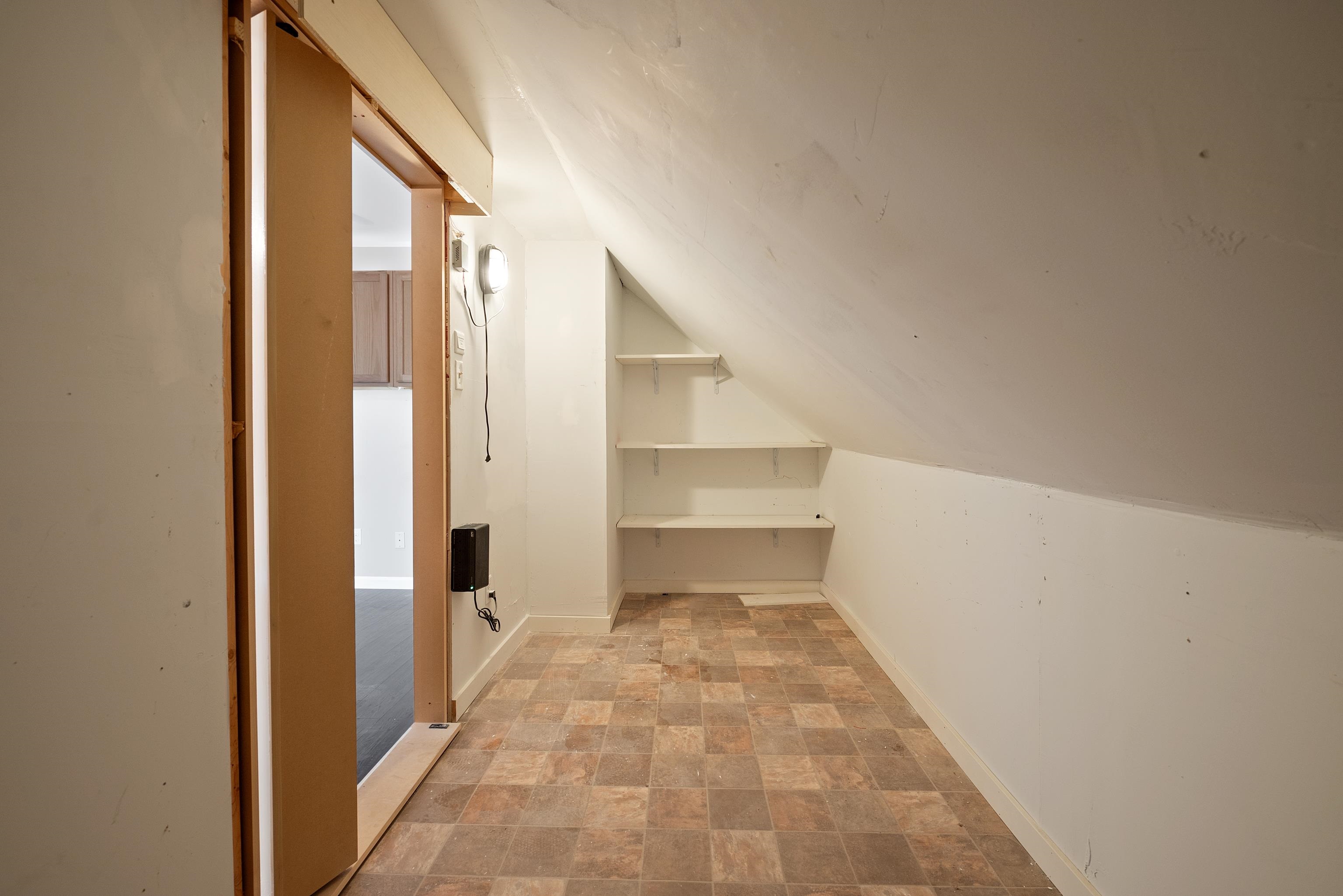 1553 John Ridge Drive Collierville, TN 38017 - Photo 36 of 40 a view of a hallway