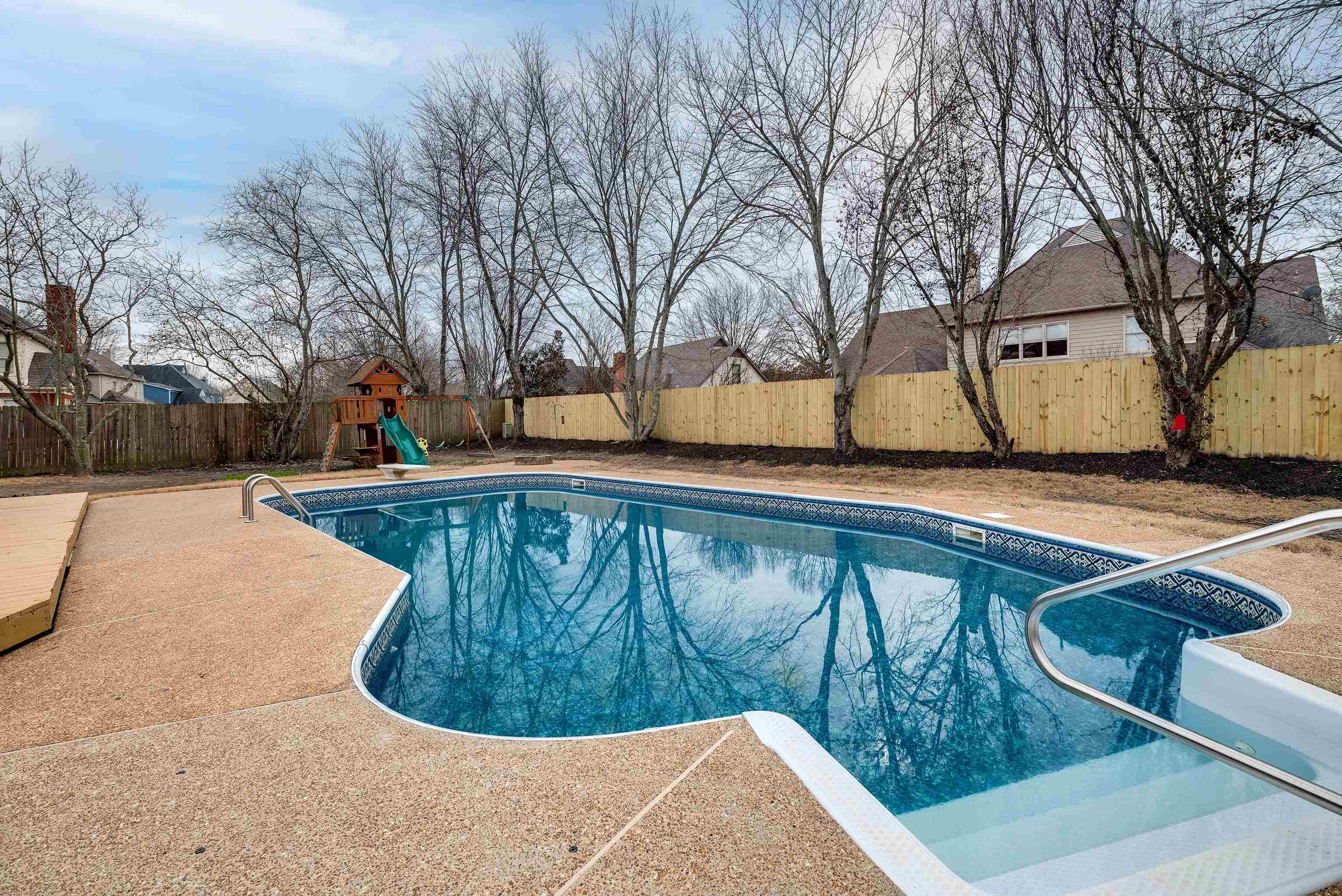 1553 John Ridge Drive Collierville, TN 38017 - Photo 38 of 40 a view of outdoor space with swimming pool