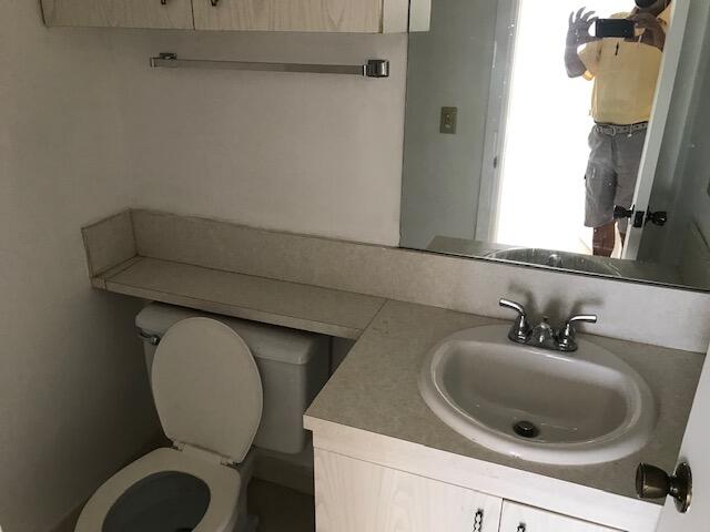1036 Cornwall East Boca Raton, FL 33434 - Photo 11 of 19 IMG_7137