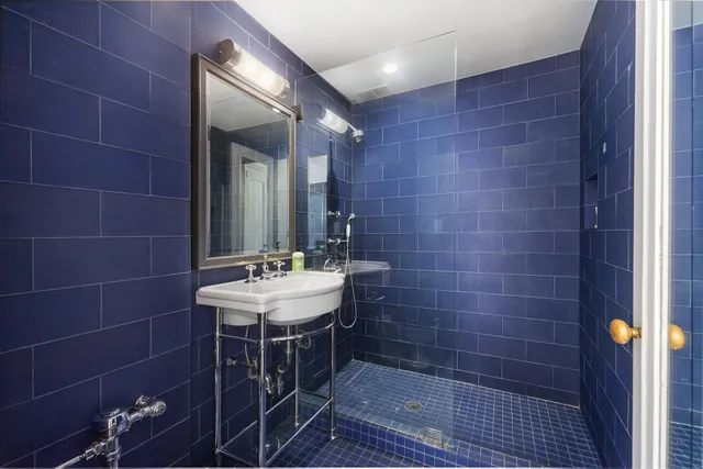 $1,380,000 | 405 West 23rd Street, Unit 14JK | Chelsea