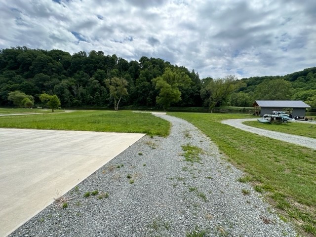 2725 Point Lookout Lane Independence, VA 24348 - Photo 33 of 38
