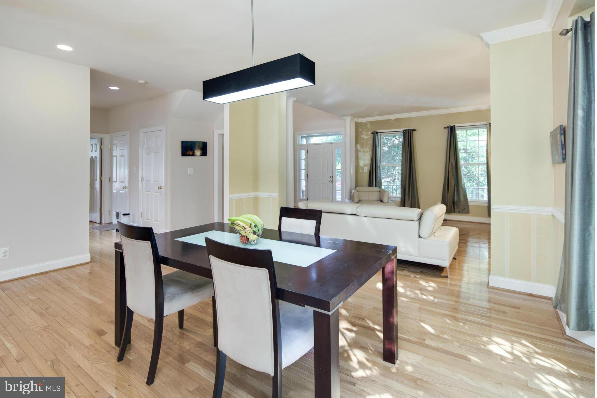 101 West George Mason Road Falls Church, VA 22046 - Photo 7 of 30 Dining Room - Host a Large Dinner Party