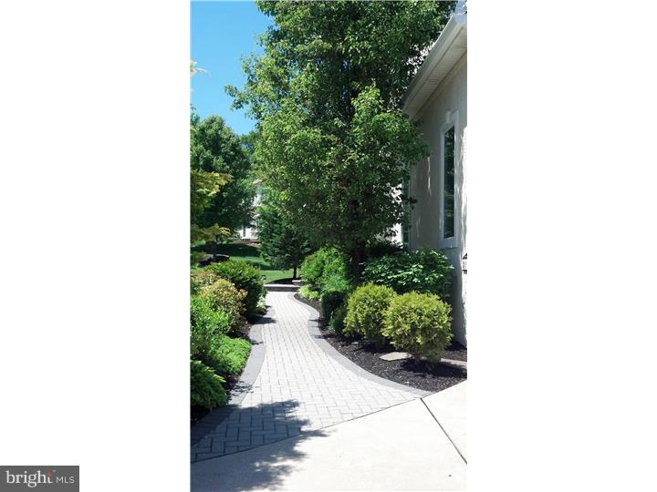 212 Summit Road Mount Laurel, NJ 08054 - Photo 19 of 22 Front Yard