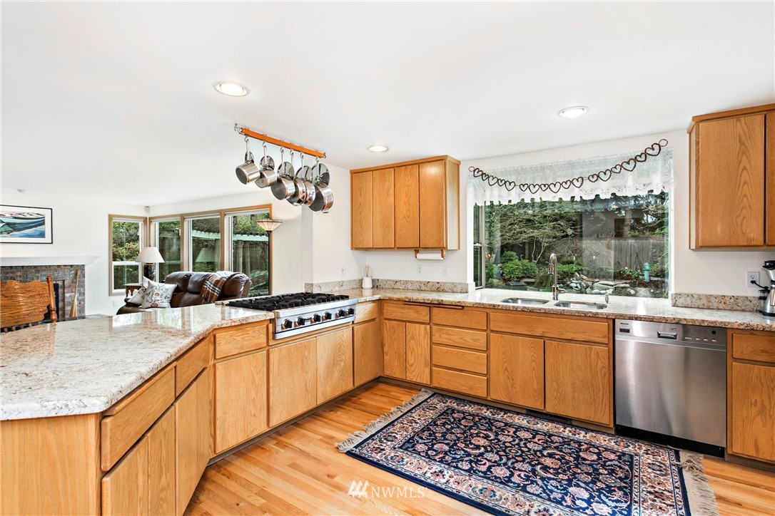 23924 22nd Drive Southeast Bothell, WA 98021 - Photo 9 of 19