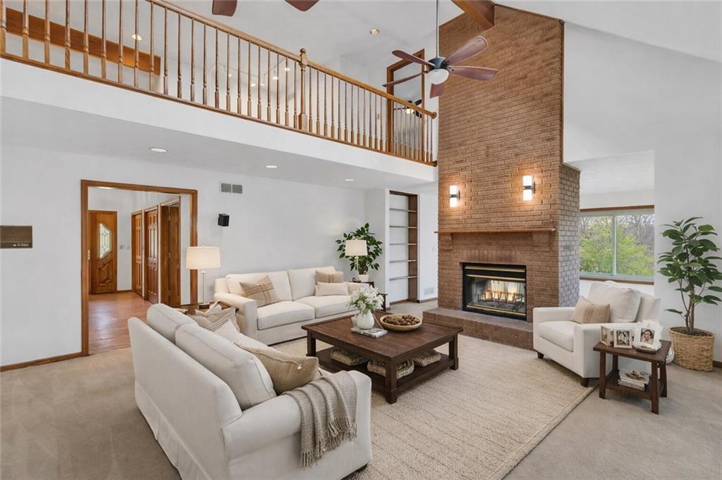 944 Lowber Road Irwin, PA 15642 - Photo 2 of 37