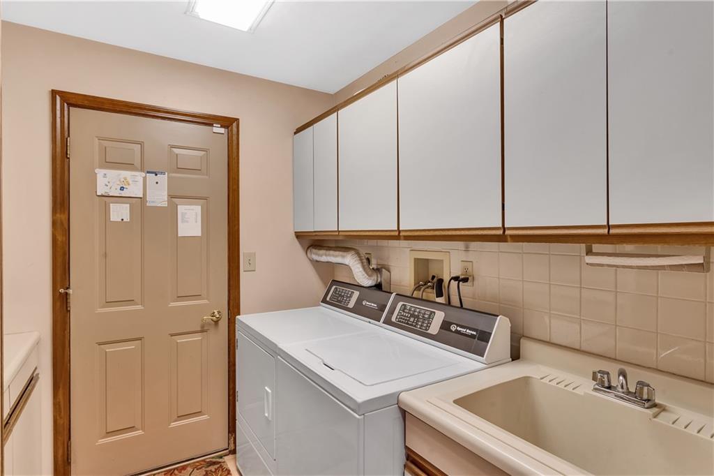 944 Lowber Road Irwin, PA 15642 - Photo 26 of 37