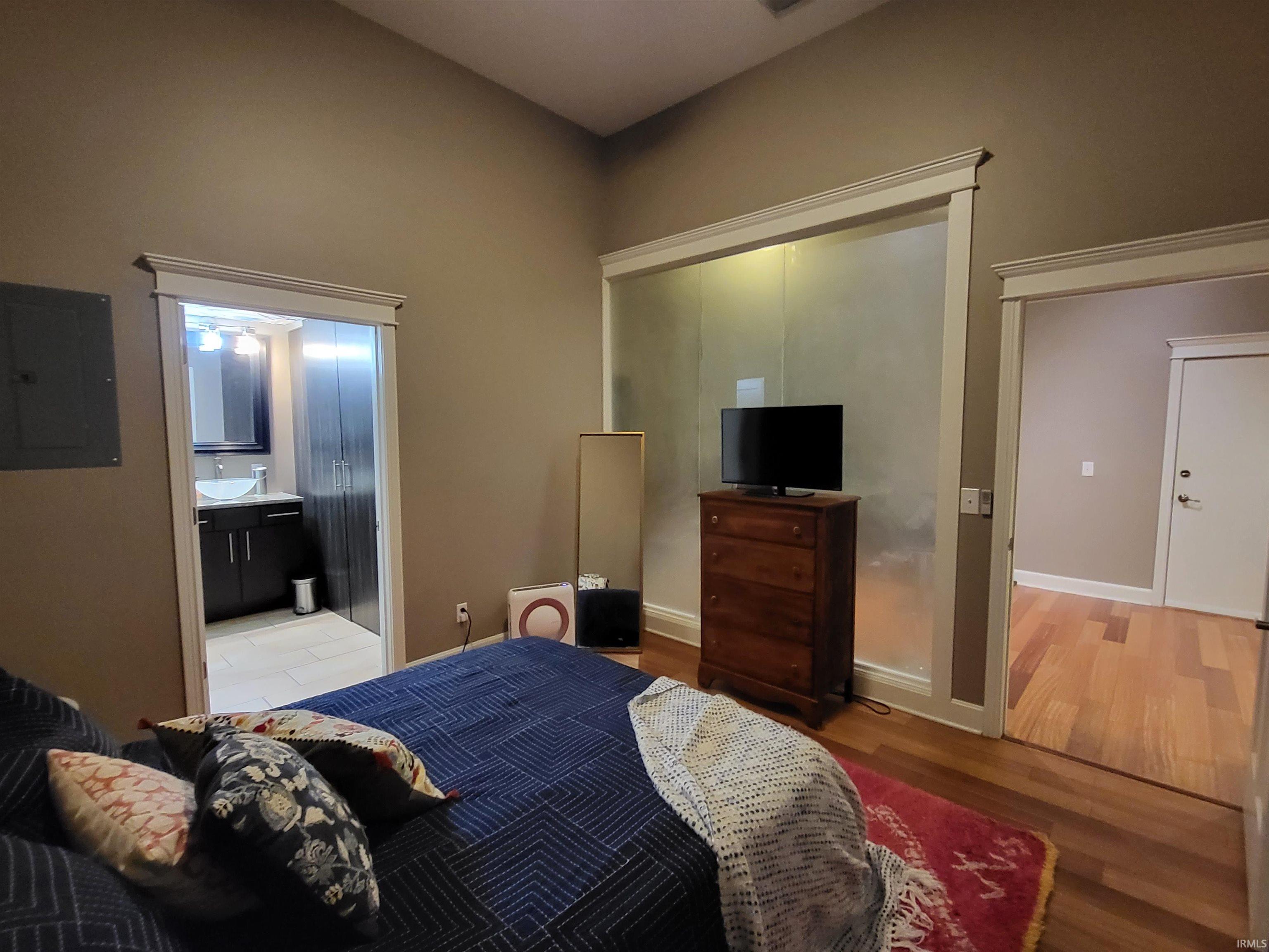 300 Main Street, Unit 1D3 Evansville, IN 47708 - Photo 13 of 16