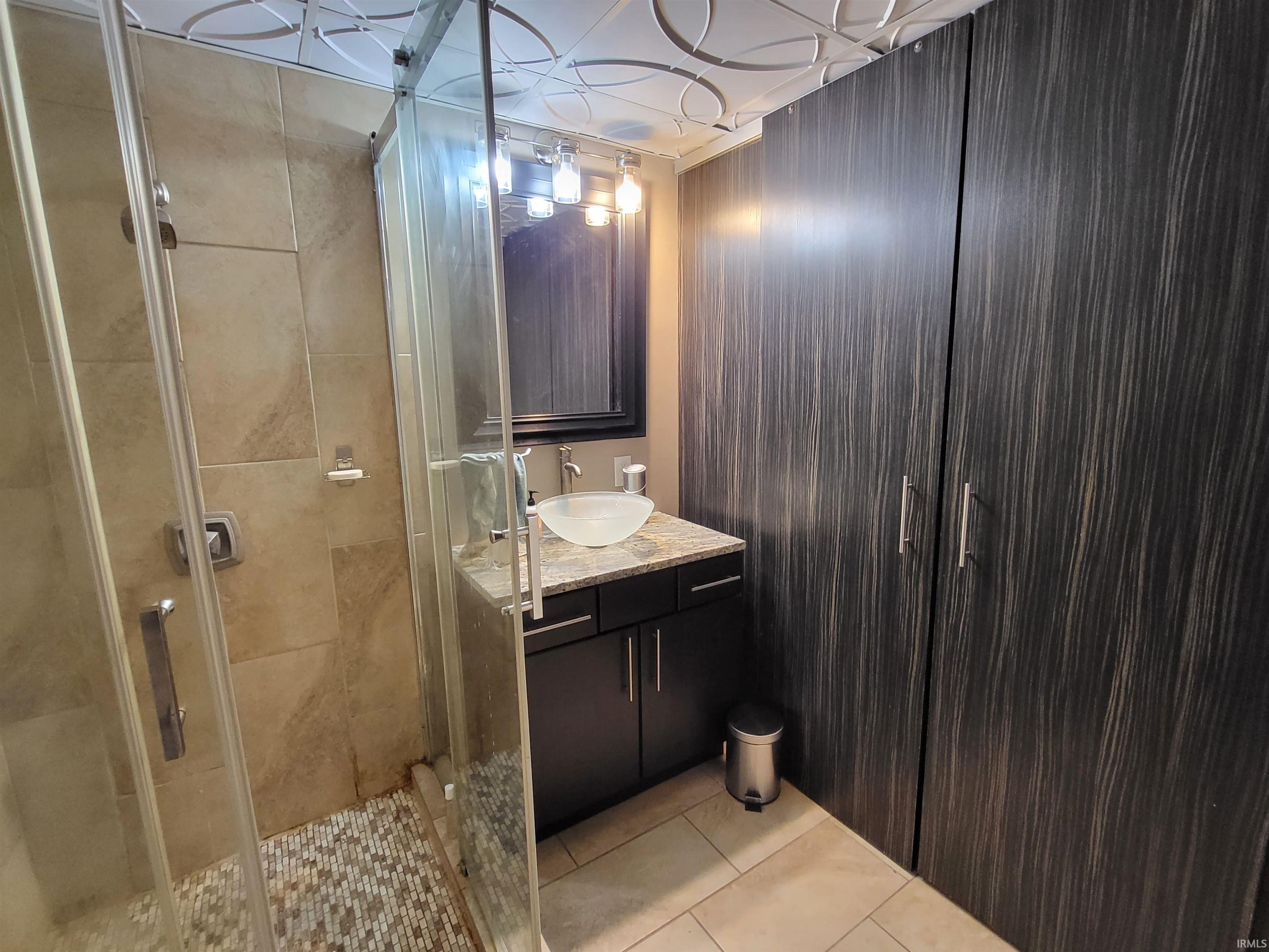 300 Main Street, Unit 1D3 Evansville, IN 47708 - Photo 10 of 16