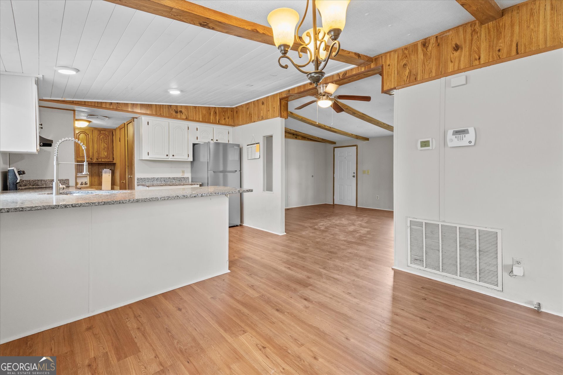 2075 Louina Road Roanoke, AL 36274 - Photo 17 of 34 Kitchen