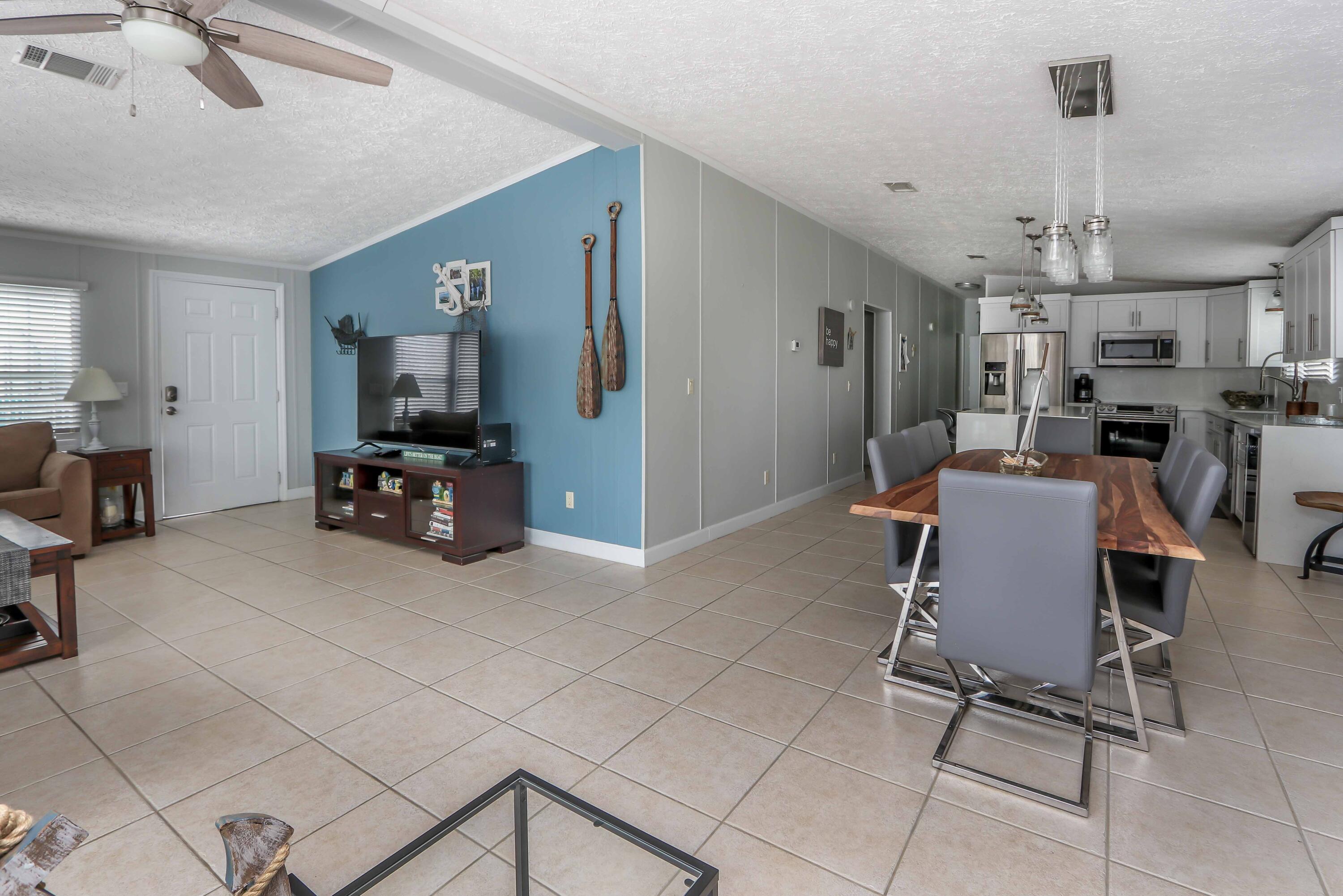 143 Long Key Road, Unit NONE Key Largo, FL 33037 - Photo 27 of 45 143_Long_Key_Rd_David_12052021 (166)-304