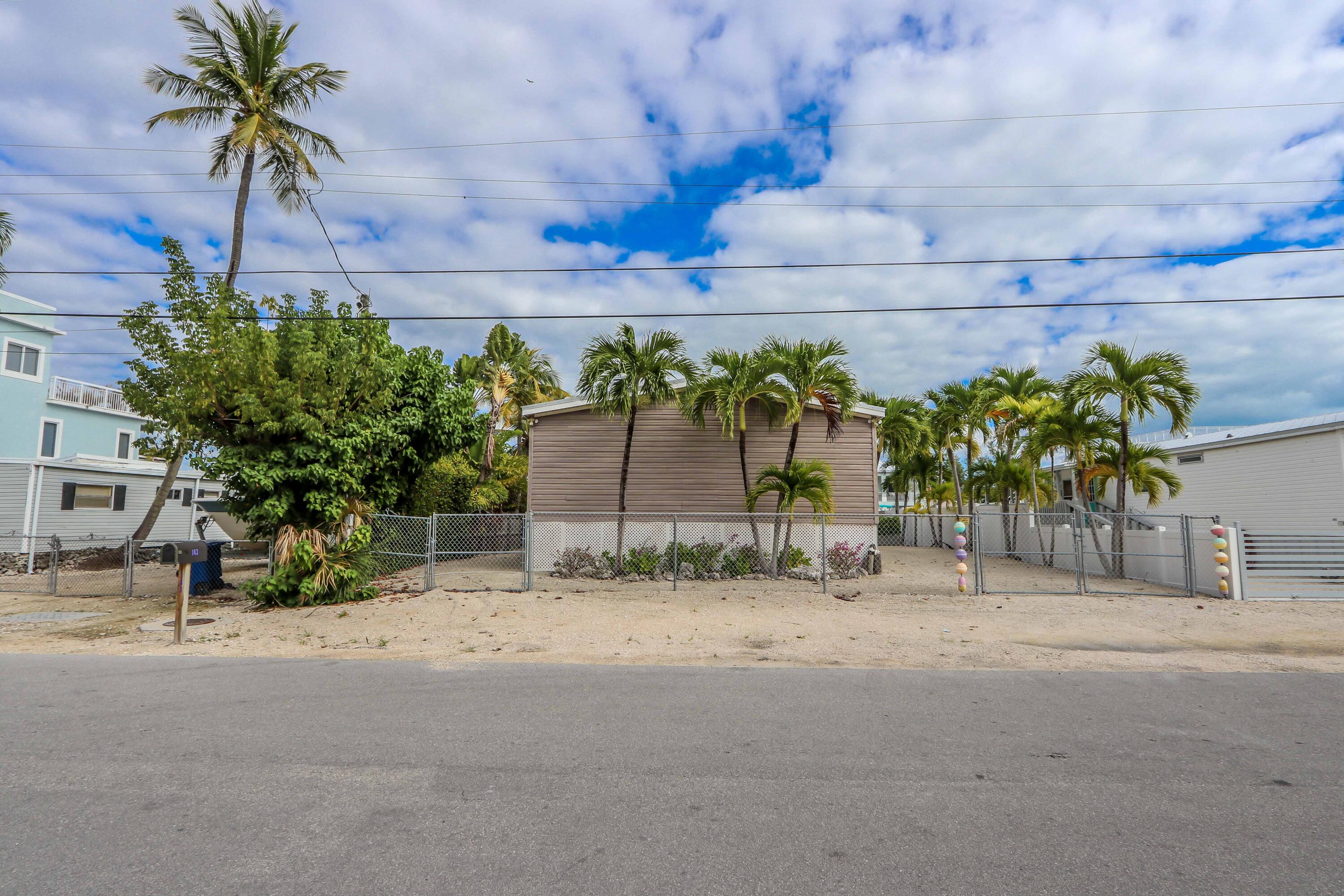 143 Long Key Road, Unit NONE Key Largo, FL 33037 - Photo 6 of 45 143_Long_Key_Rd_David_12052021 (140)-45