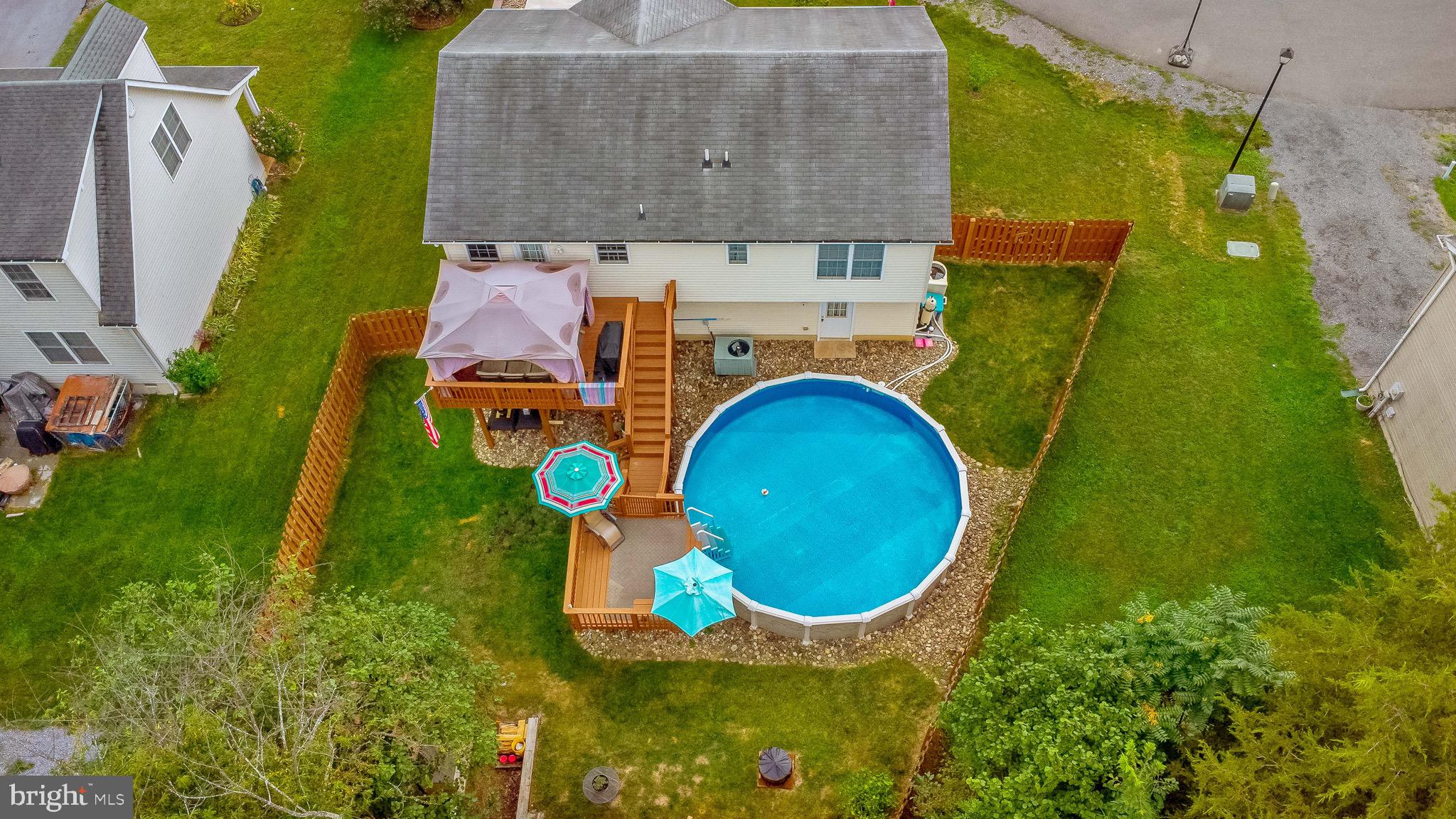 25 Gibson Road Inwood, WV 25428 - Photo 3 of 40